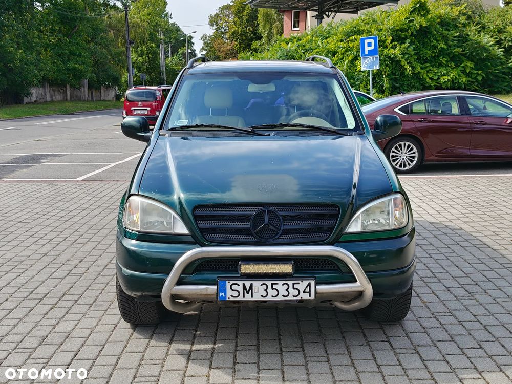Mercedes-Benz ML - 15