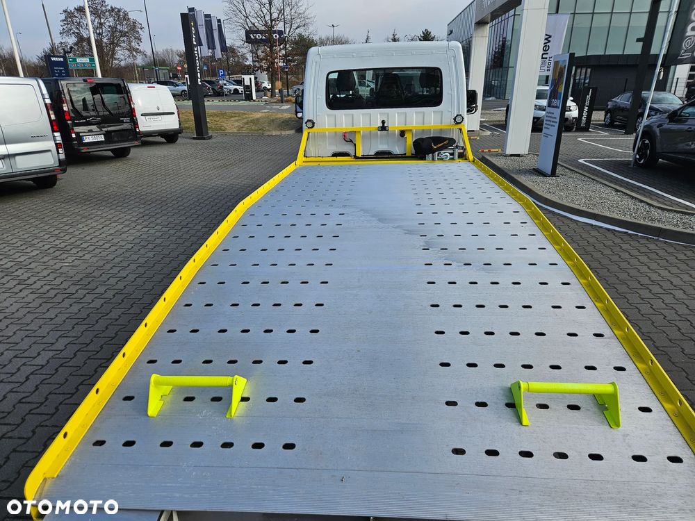 Renault nowy Master laweta/najazd 170 KM - 8