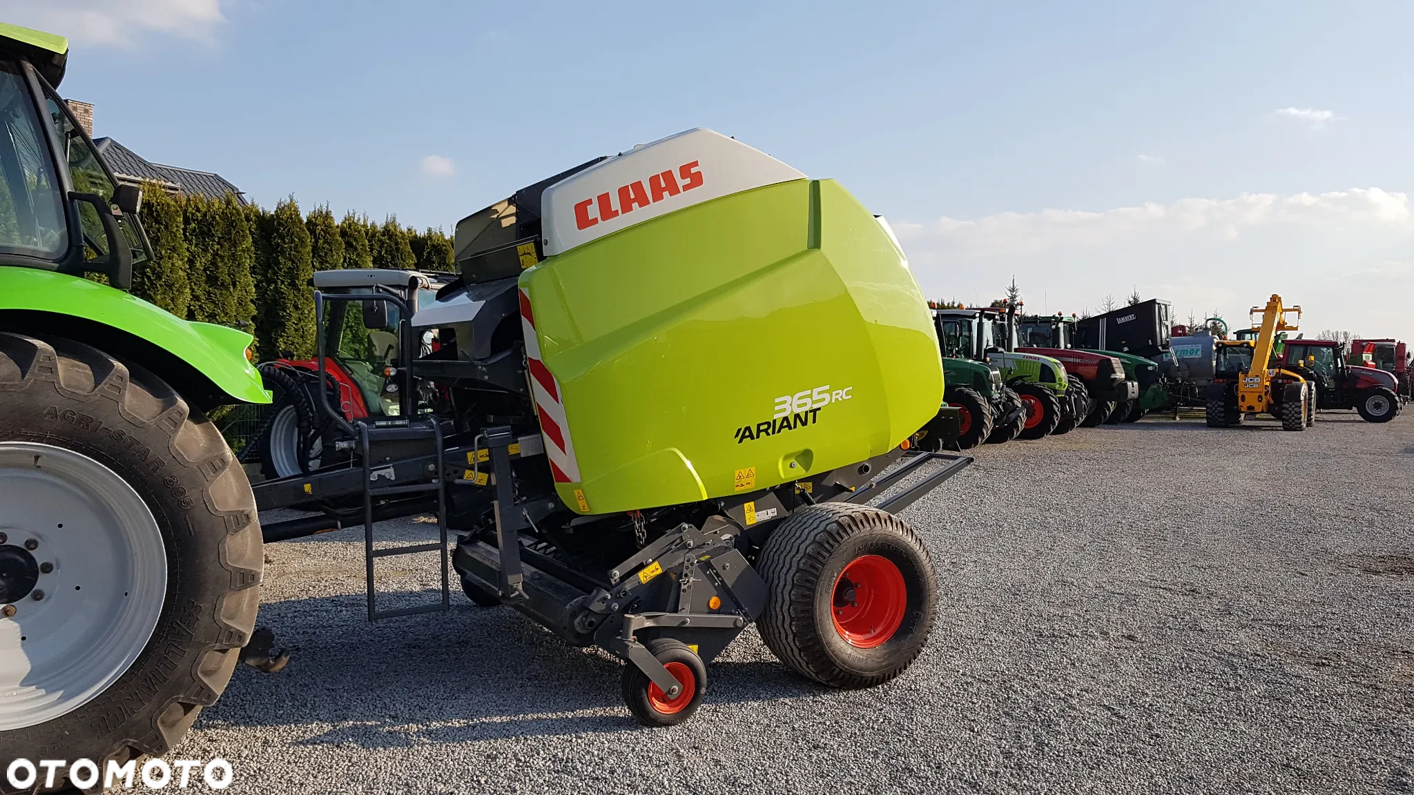 Claas VARIANT 365 RC 2013R - 11