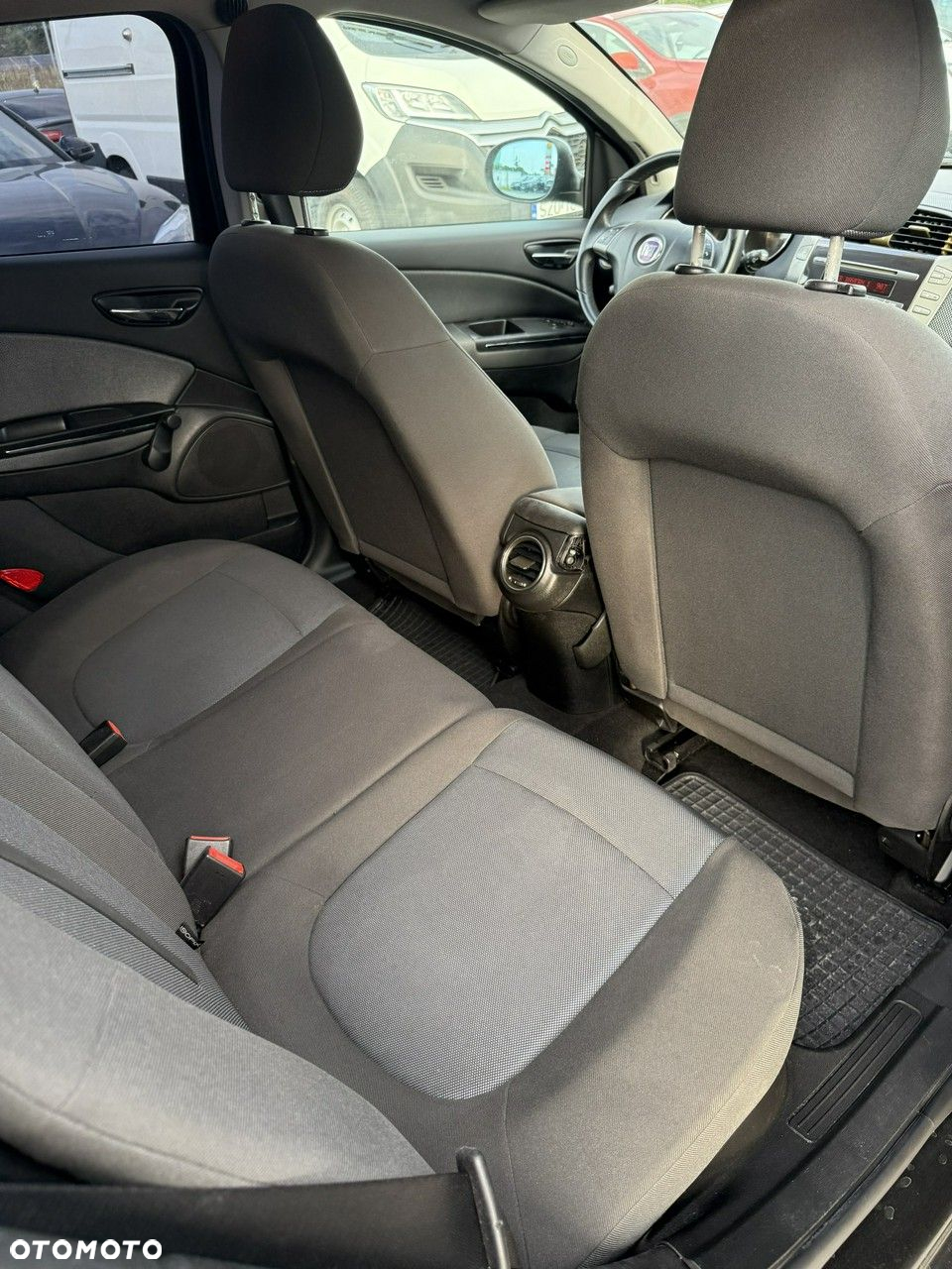 Fiat Bravo - 15