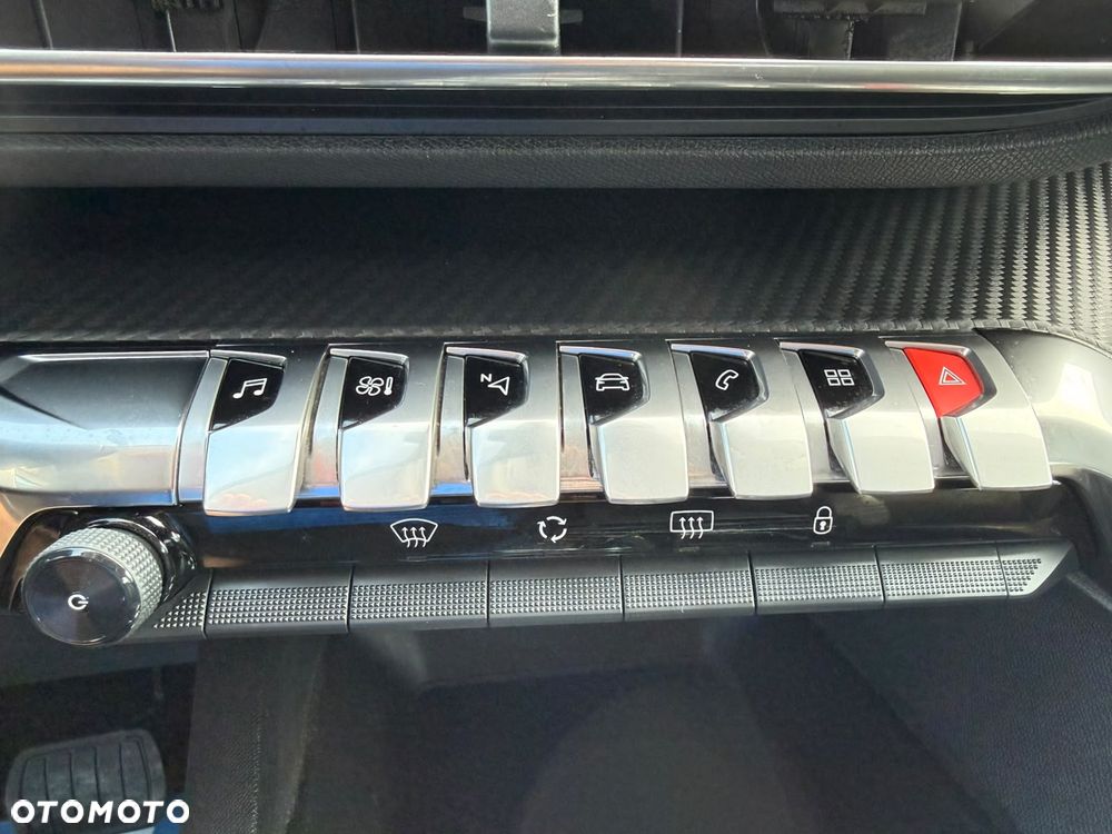 Peugeot 3008 BlueHDi 130 Stop & Start EAT8 Active - 26