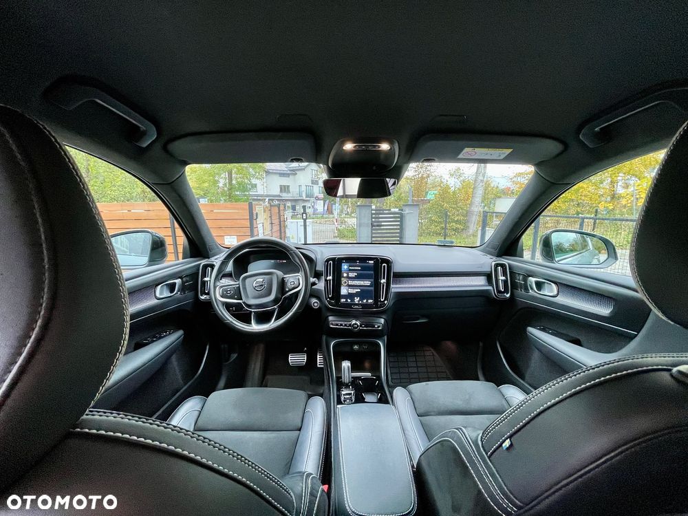 Volvo XC 40 B4 B AWD R-Design - 13