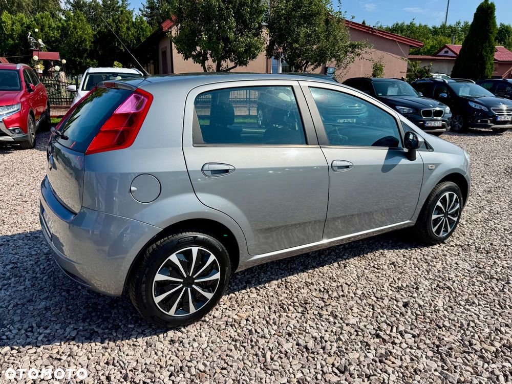 Fiat Grande Punto - 12