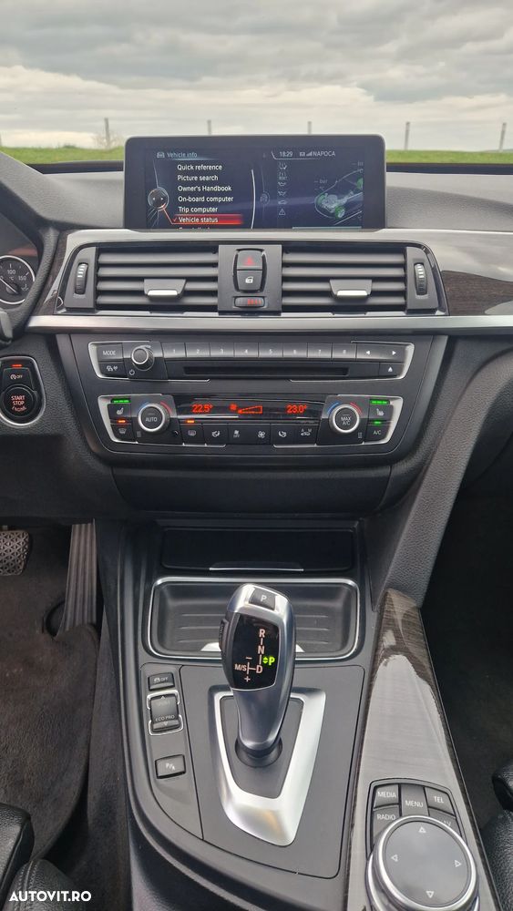 BMW Seria 3 320d Aut. Modern Line - 17