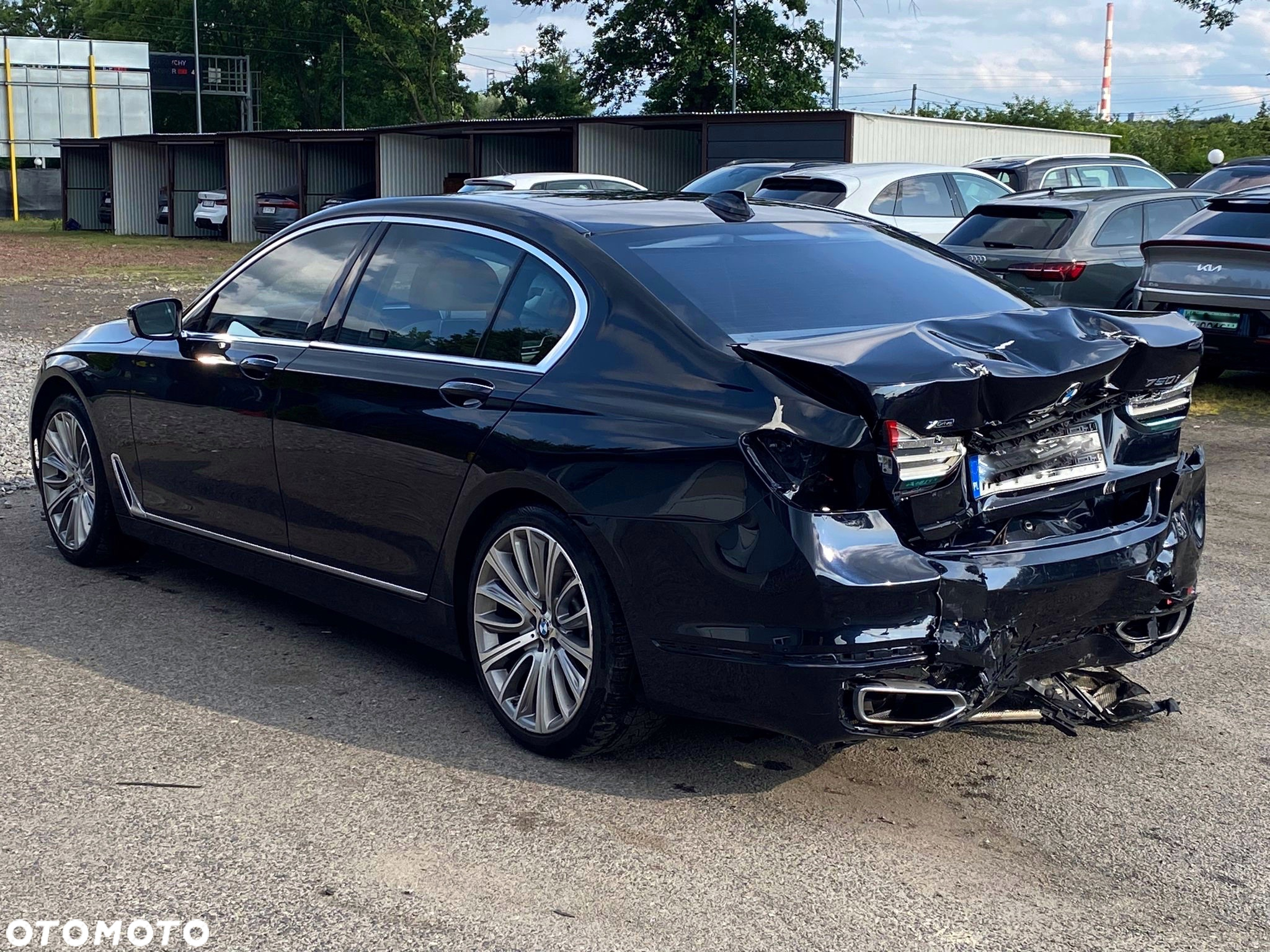 BMW Seria 7 750Li xDrive - 5