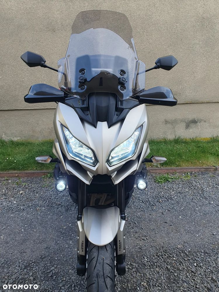 Kawasaki Versys 1000 - 9