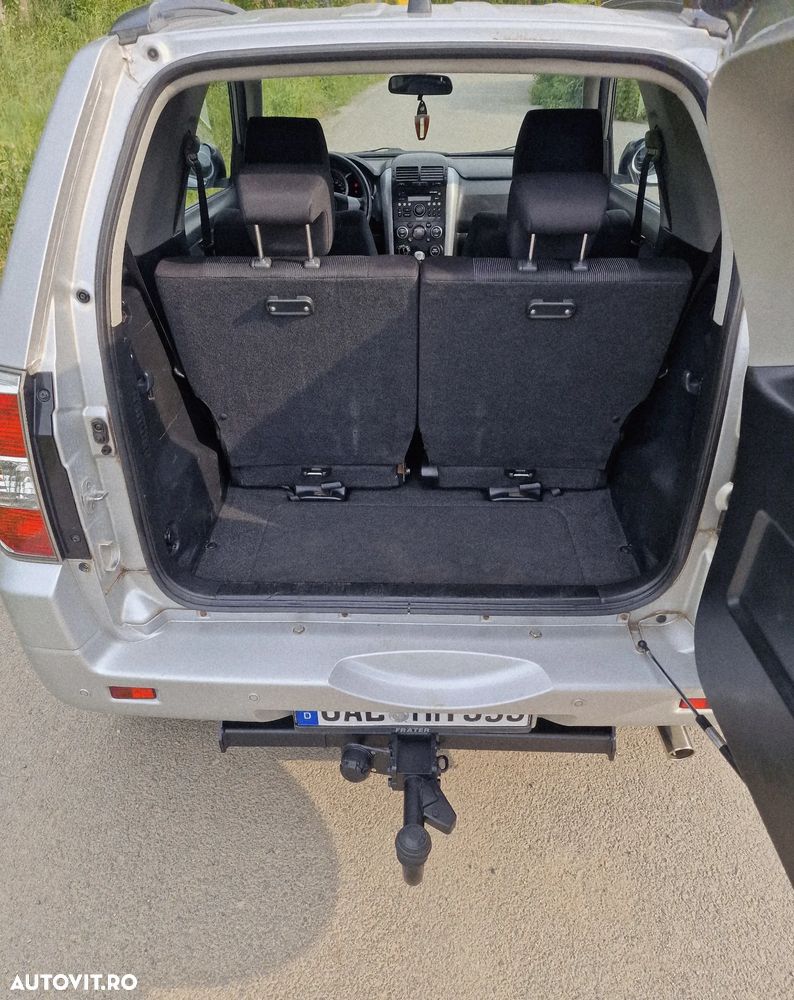 Suzuki Grand Vitara 1.9 DDiS Comfort - 23