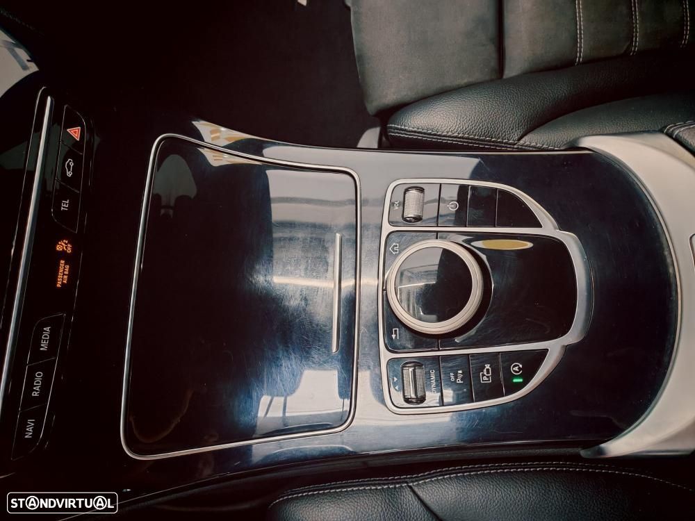 Mercedes-Benz C 220 d AMG Line - 16
