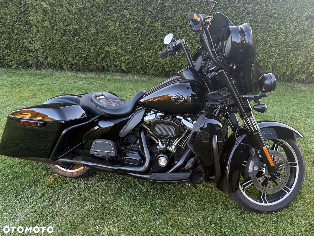 Harley-Davidson FLHTCU Ultra - 9