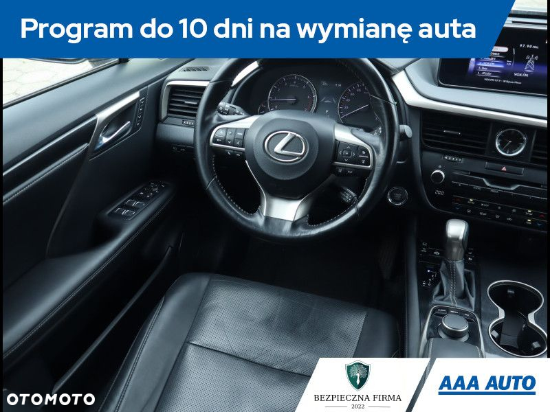Lexus RX - 8