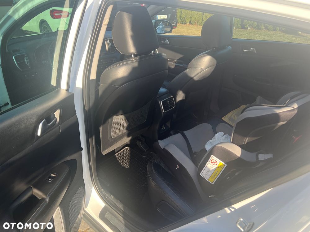 Kia Sportage 1.7 CRDI L 2WD - 12