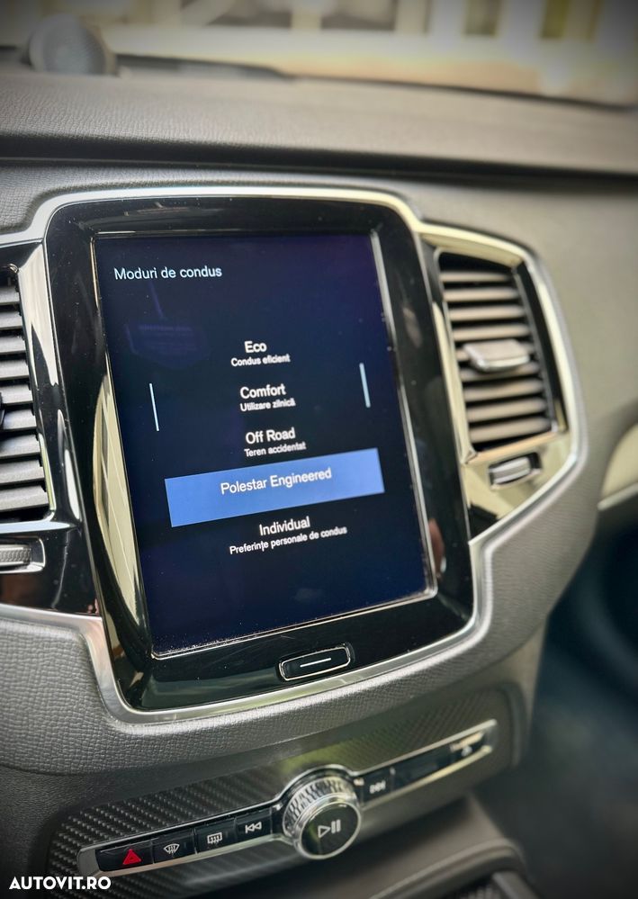 Volvo XC 90 T6 AWD Geartronic RDesign - 11