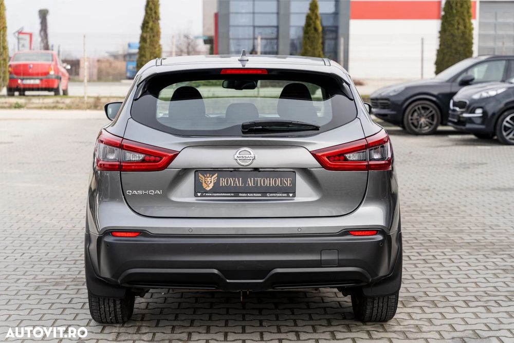 Nissan Qashqai 1.6 DCI Xtronic N-Connecta - 11