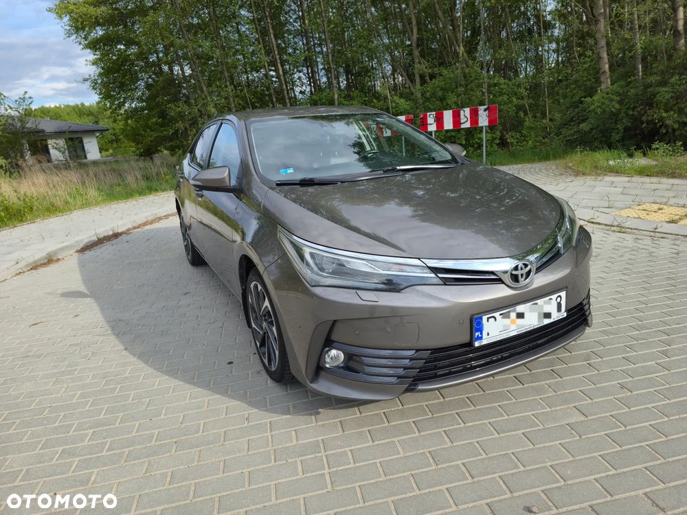 Toyota Corolla 1.6 Prestige EU6 - 33