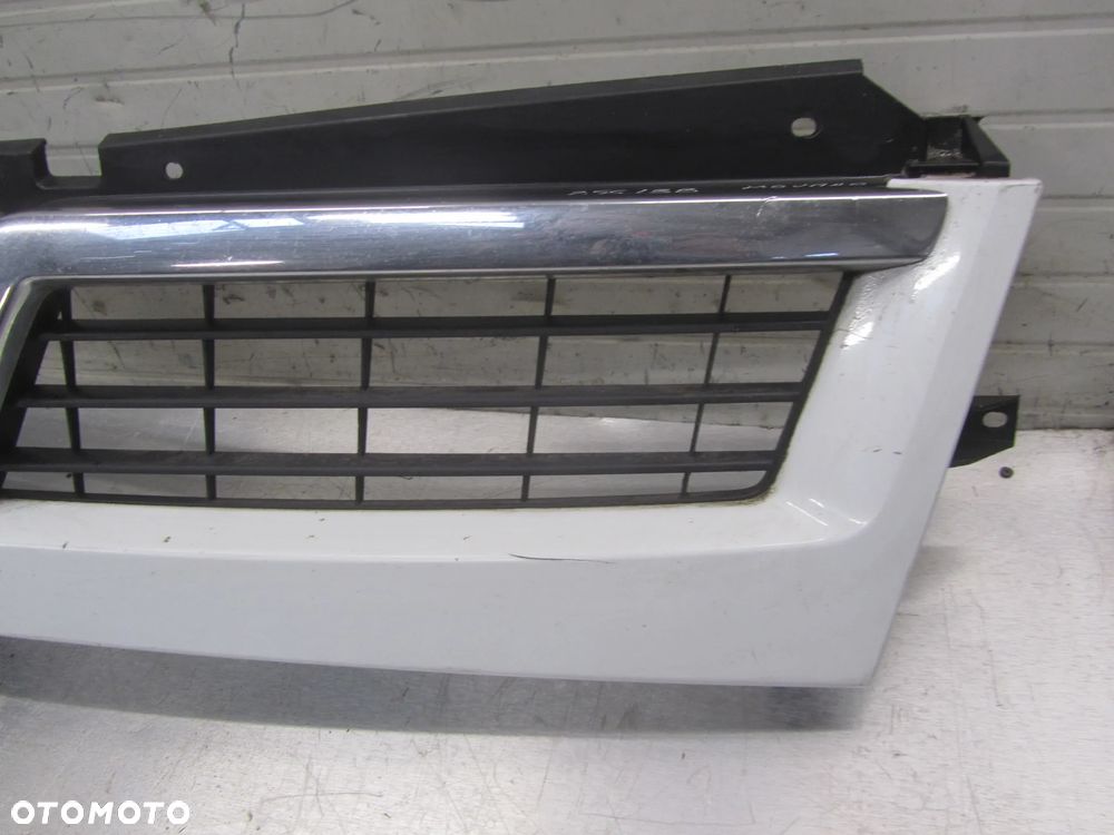 Grill-Atrapa Opel Movano 2006r- - 2