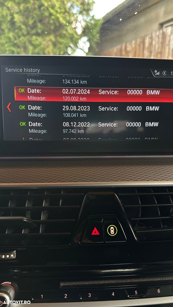 BMW Seria 5 520d xDrive Aut. M Sport Edition - 12