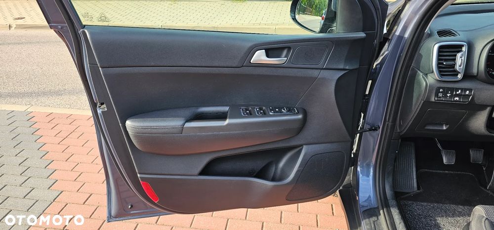 Kia Sportage 1.6 GDI 2WD DREAM-TEAM EDITION - 12