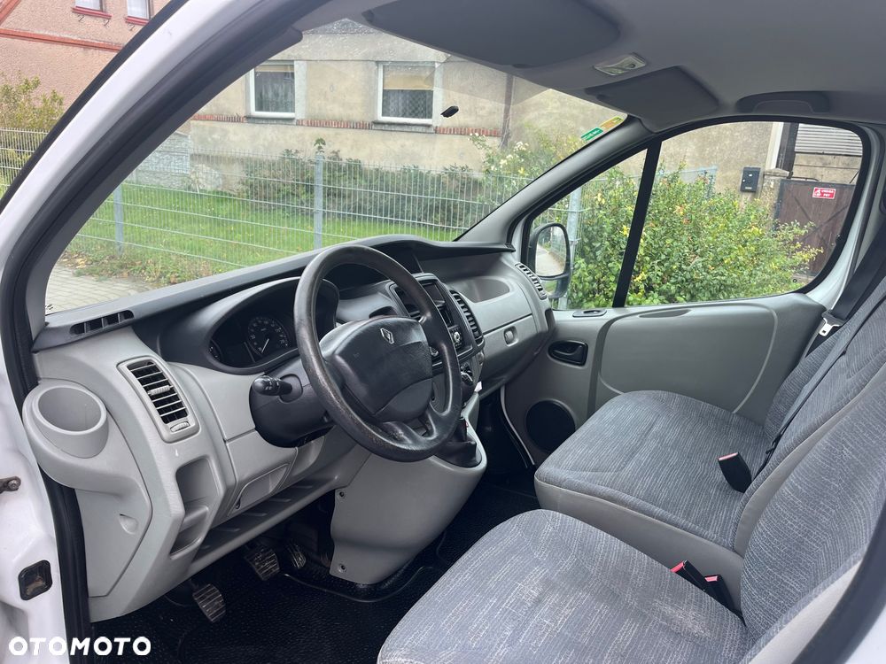 Renault Trafic - 8