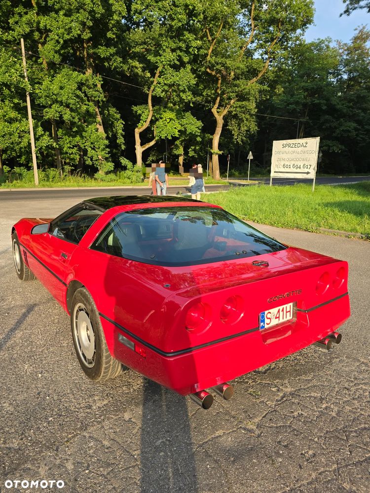 Chevrolet Corvette - 8