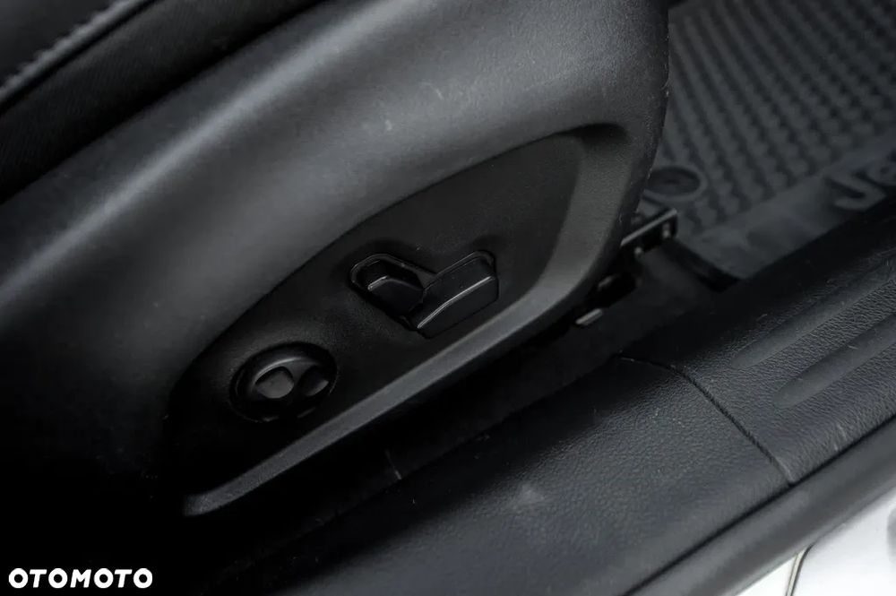 Jeep Compass 1.4 TMair Limited 4WD S&S - 23