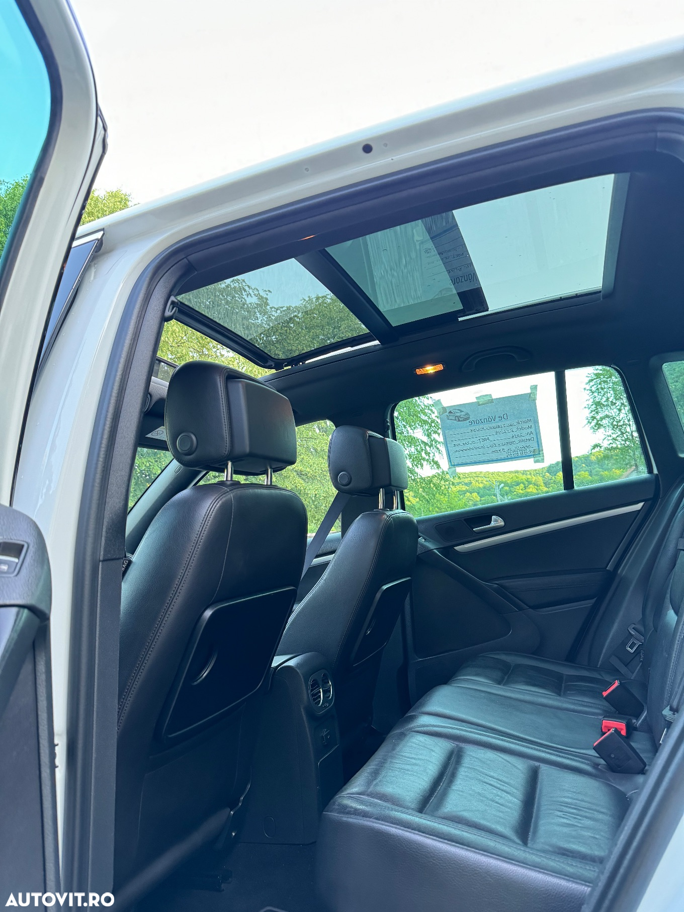 Volkswagen Tiguan 2.0 TDI 4Mot DSG Comfortline - 8