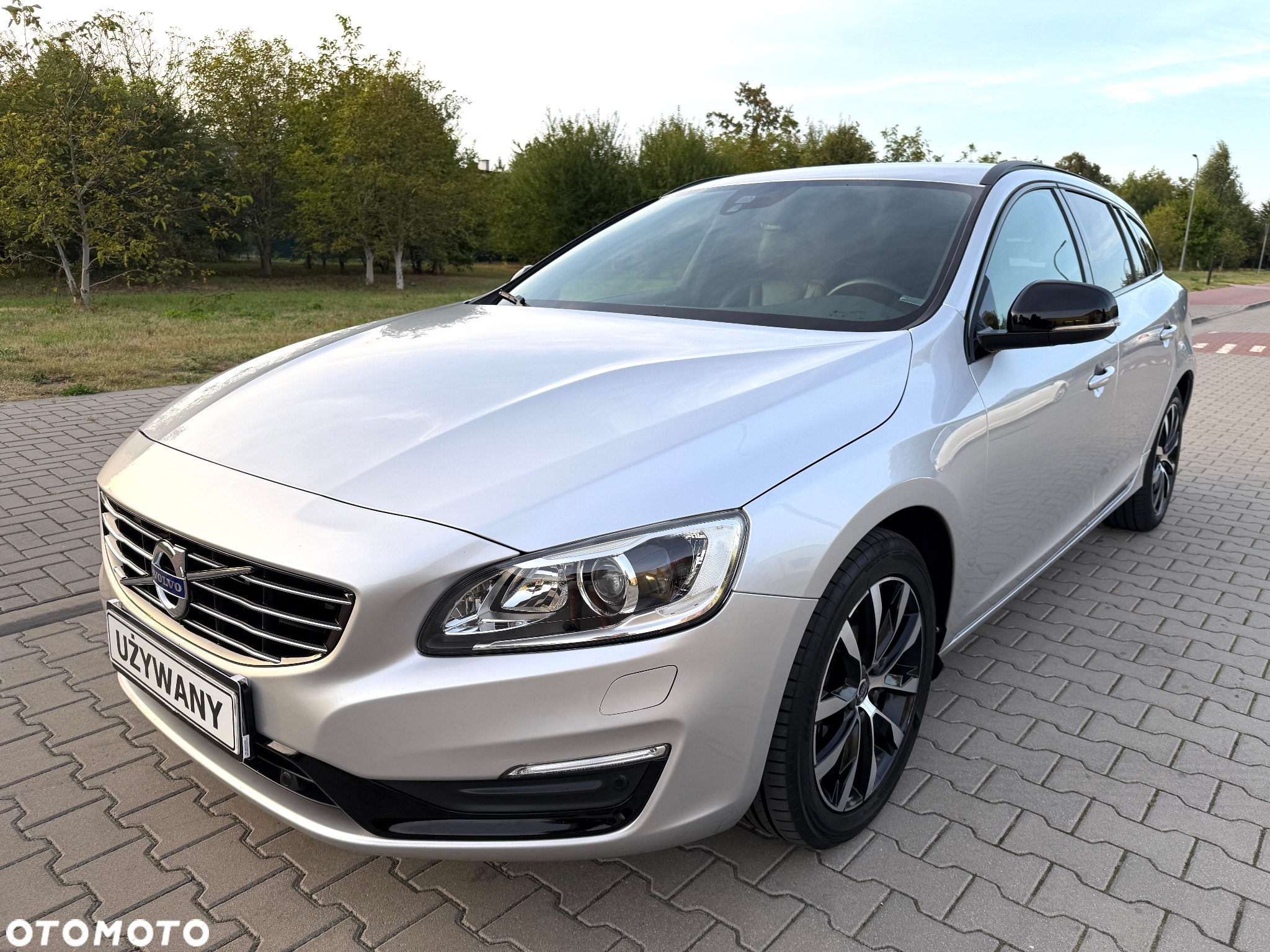 Volvo V60 D3 Geartronic Kinetic - 4