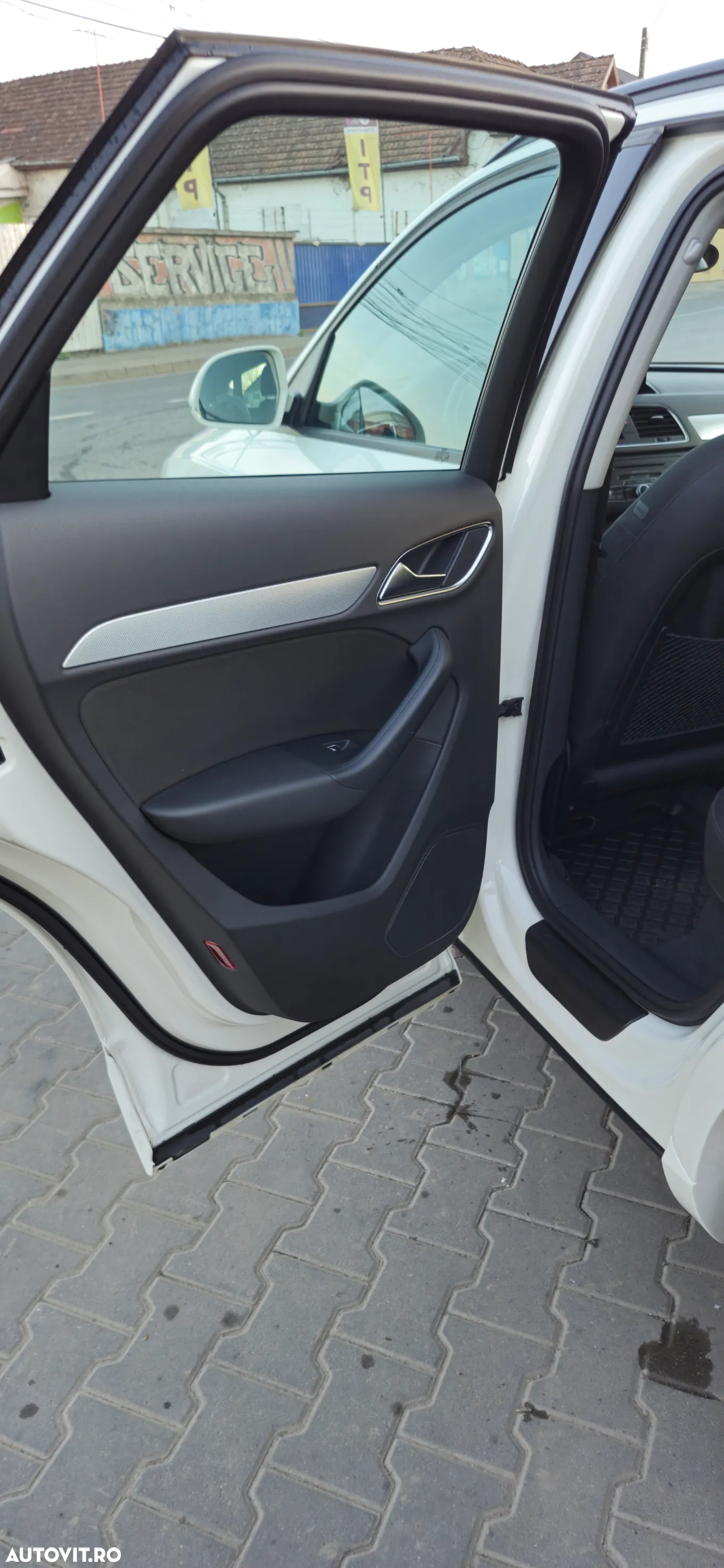 Audi Q3 2.0 TDI - 11