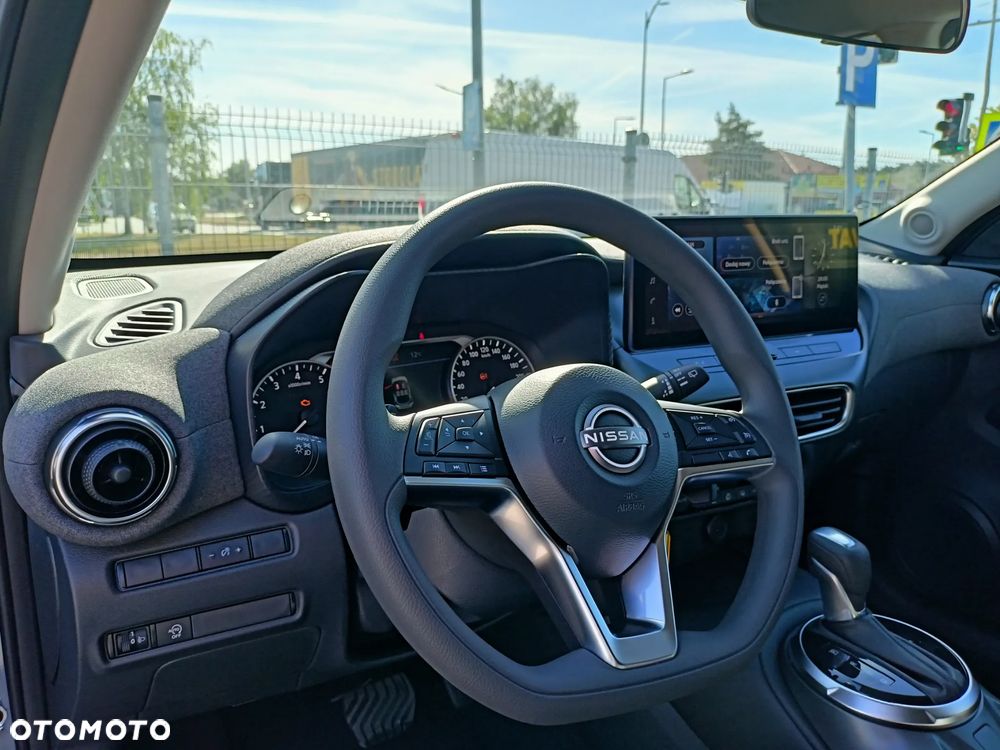 Nissan Juke 1.0 DIG-T Acenta DCT - 22