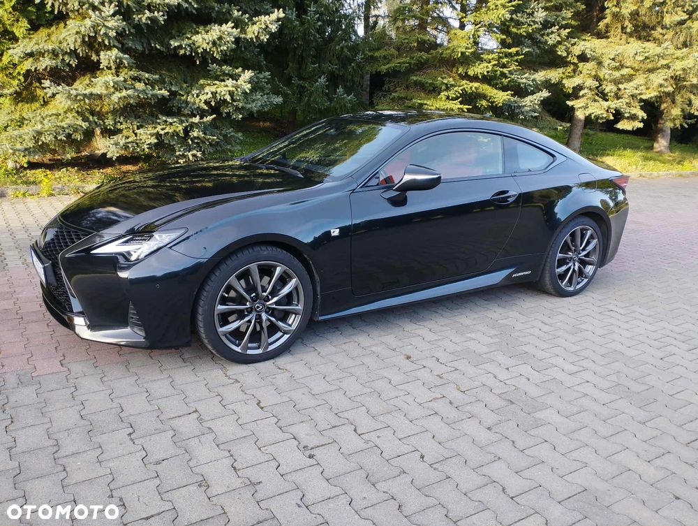 Lexus RC 300h F Sport - 23