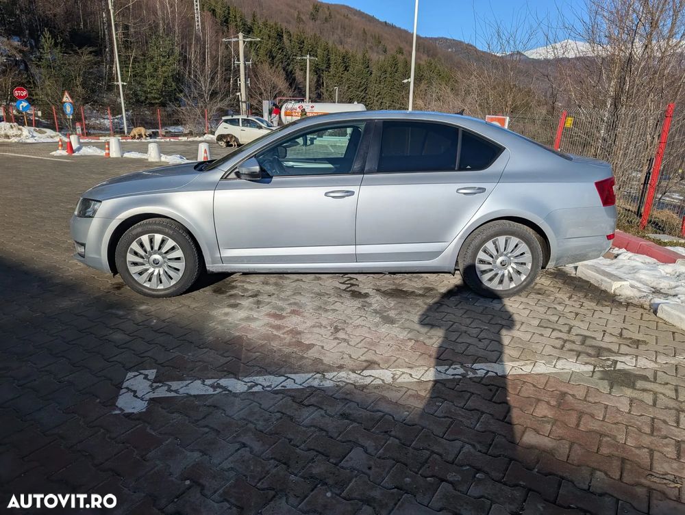 Skoda Octavia 1.6 TDI Ambition - 11