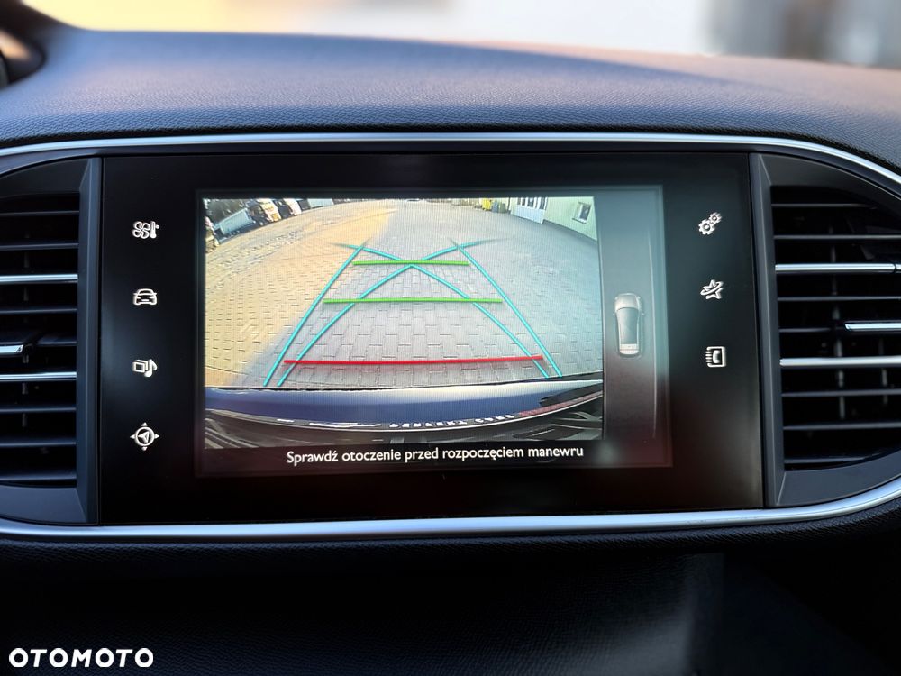 Peugeot 308 BlueHDi 150 Stop & Start Allure - 29