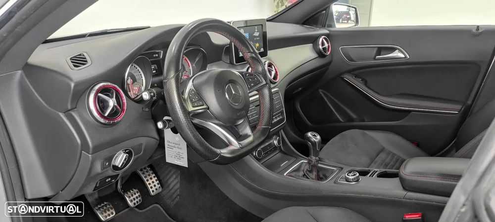 Mercedes-Benz CLA 180 - 16