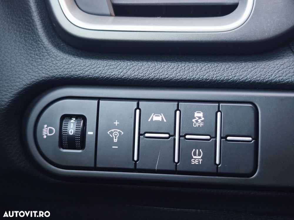 Kia Ceed 1.5 T-GDI 7DCT Best - 24