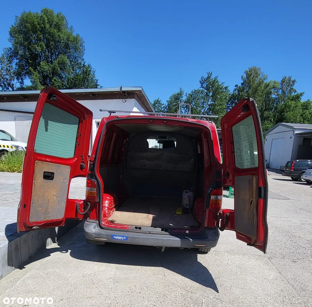 Volkswagen Transporter T5 - 2