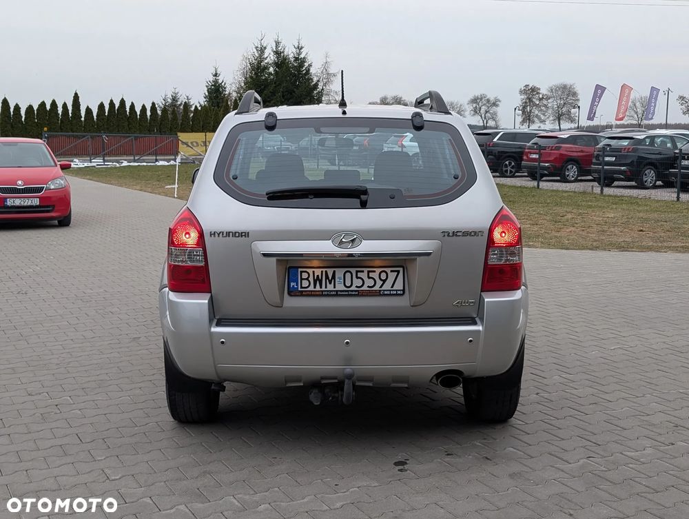 Hyundai Tucson 2.0 4WD GLS - 13