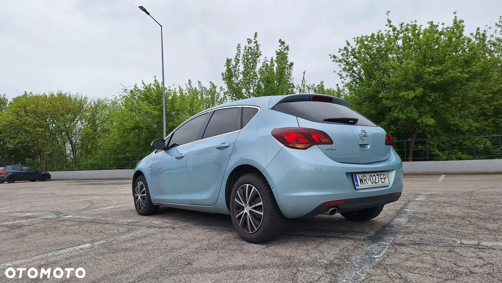 Opel Astra 1.6 T Sport - 4