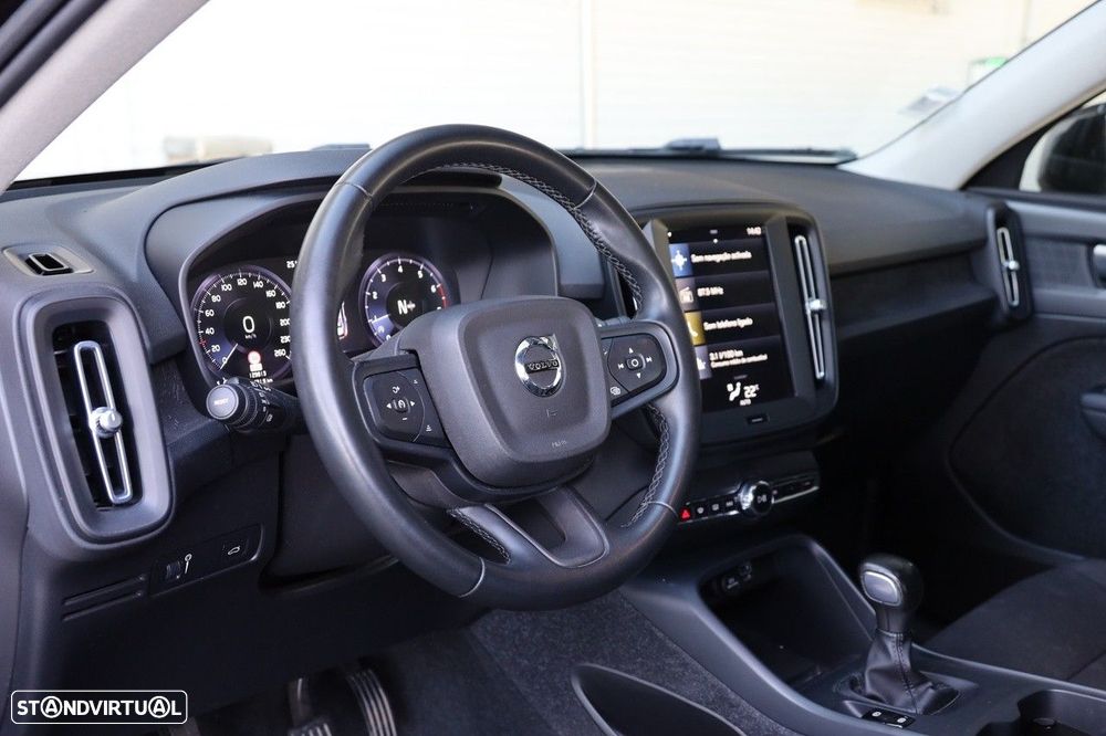 Volvo XC 40 1.5 T2 Essential - 12