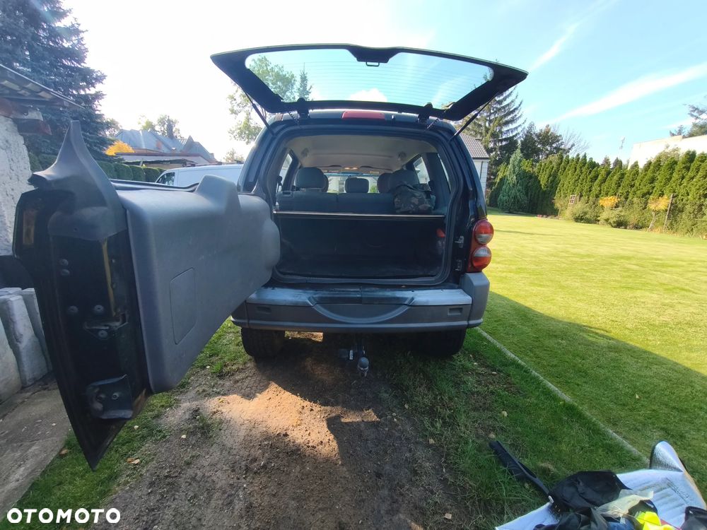 Jeep Cherokee - 6