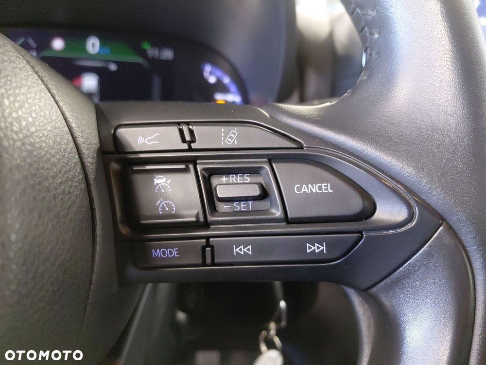 Toyota Yaris Cross - 23