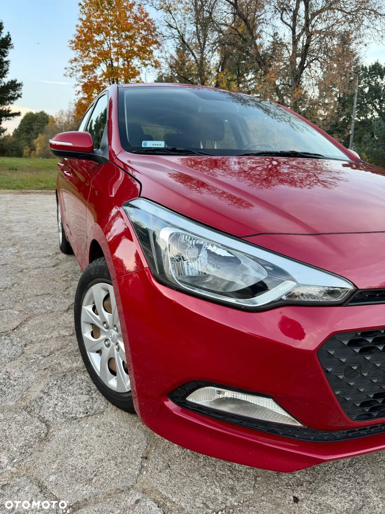 Hyundai i20 - 18