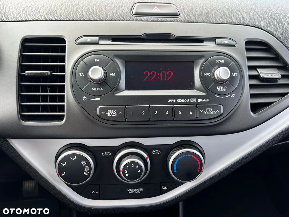 Kia Picanto 1.2 Fifa World Cup Edition - 22