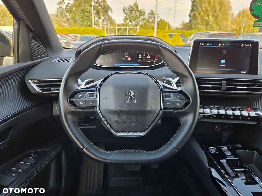 Peugeot 3008 1.2 PureTech Allure S&S EAT8 - 22