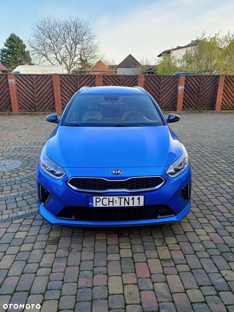 Kia Ceed 1.6 CRDi SCR GT-Line DCT - 1