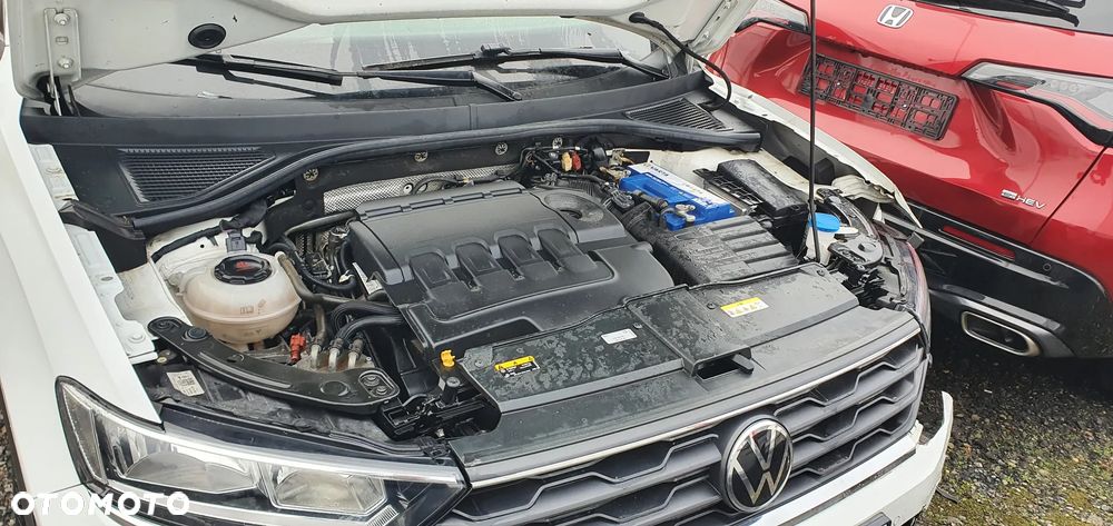 Volkswagen T-Roc - 10