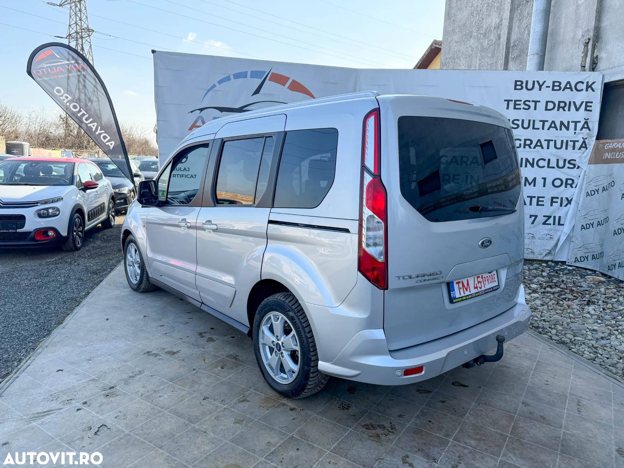 Ford Transit Connect - 4
