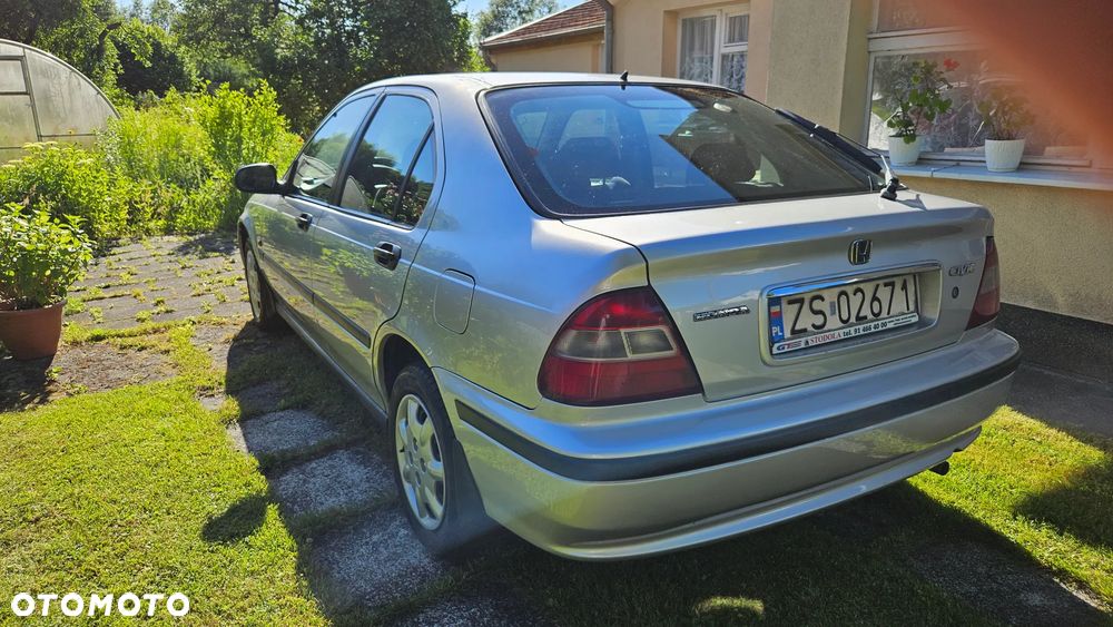 Honda Civic 1.4i - 4