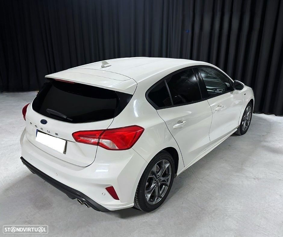 Ford Focus 1.0 EcoBoost ST-Line - 16