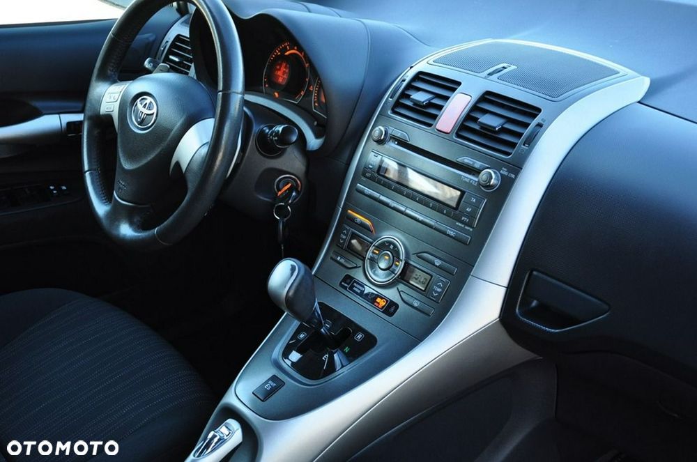 Toyota Auris - 27