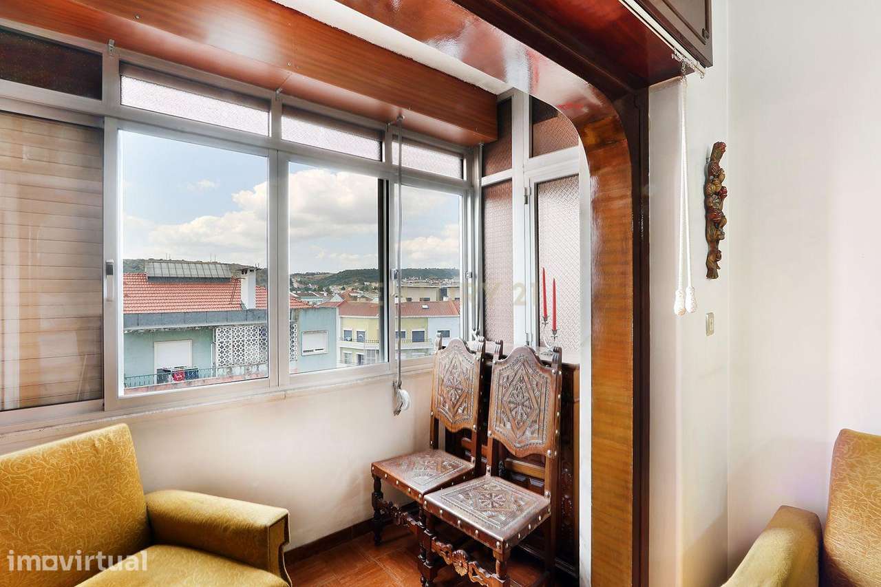 Apartamento T3 em Odivelas com elevador, a 100 mts do Metro. - Grande imagem: 4/23