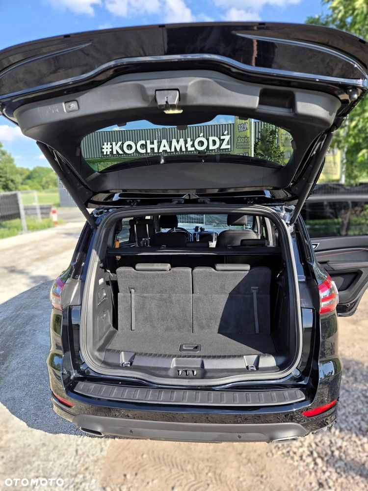 Ford S-Max - 26